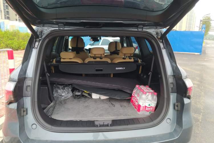 Used Geely Auto Haoyue L 2023 2.0T DCT Flagship Version Trunk