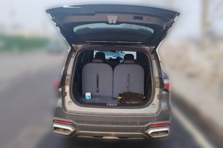 Used Geely Auto Haoyue L 2023 2.0T DCT Prestige Edition Trunk