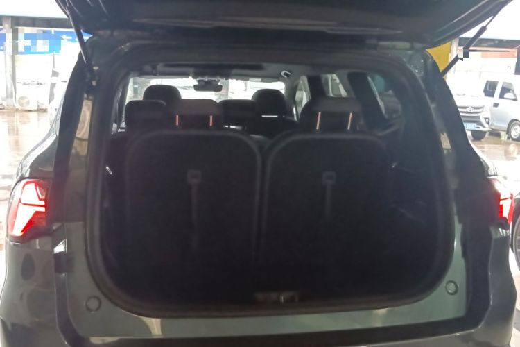 Used Geely Auto Haoyue L 2023 2.0T DCT Luxury Version Trunk