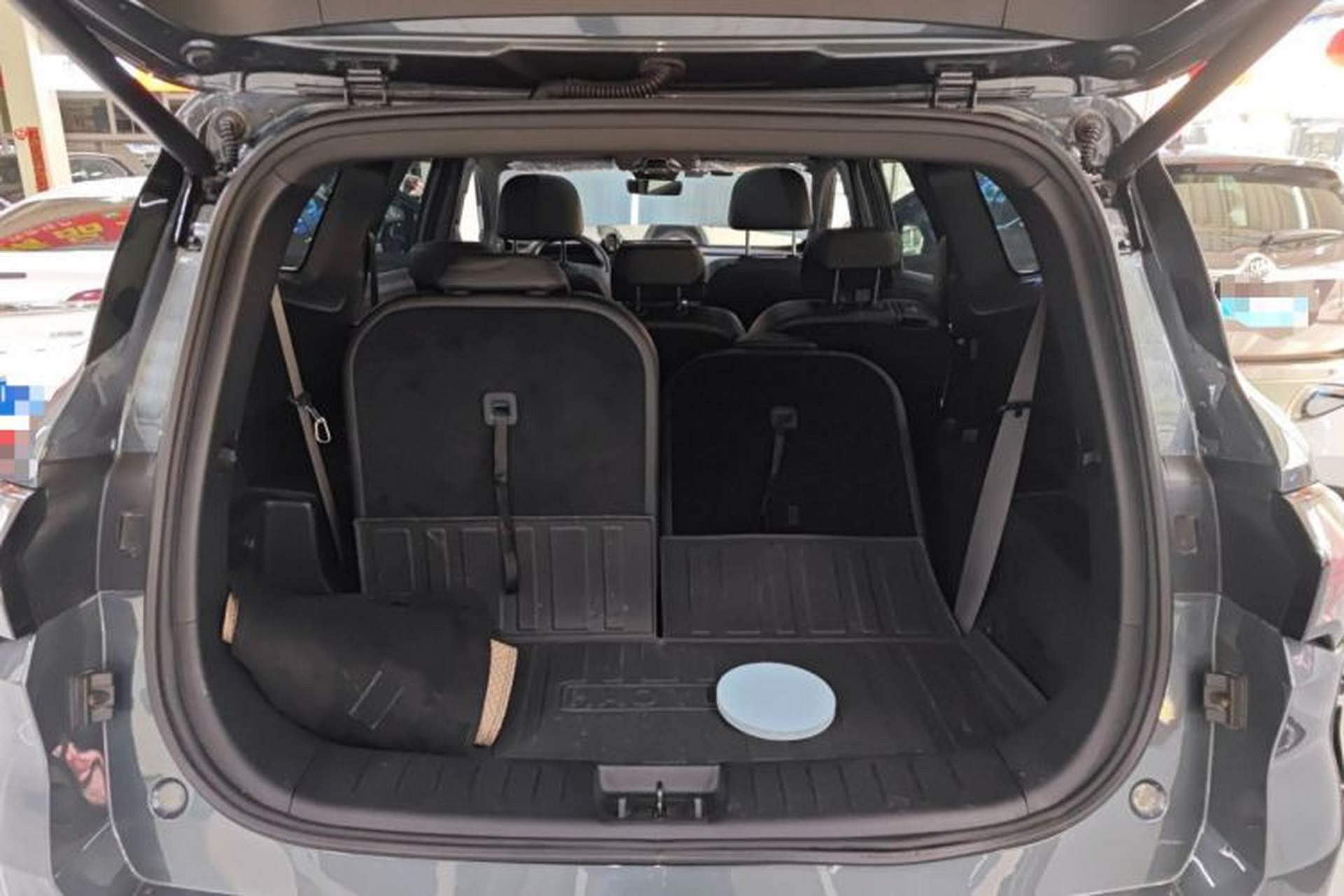Used Geely Auto Haoyue L 2023 2.0T DCT Prestige Edition Trunk