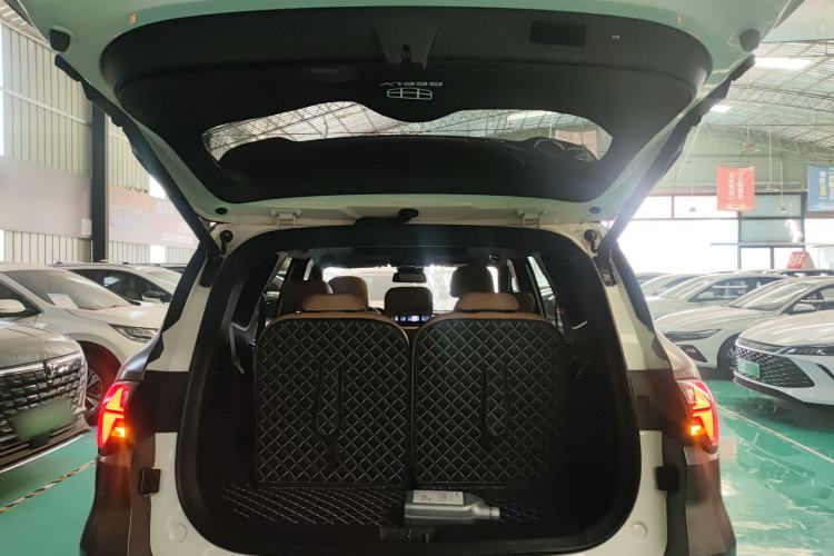 Used Geely Auto Haoyue L 2023 2.0T DCT Flagship Version Trunk