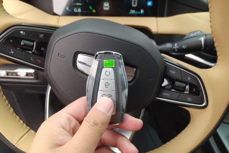 Used Geely Auto Haoyue L 2023 2.0T DCT Flagship Version Vehicle Key