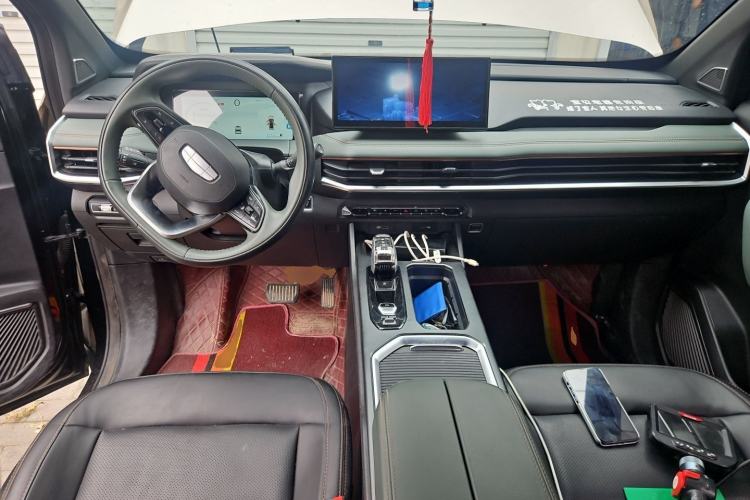 Used Geely Auto Haoyue L 2023 2.0T DCT Prestige Edition Center Console