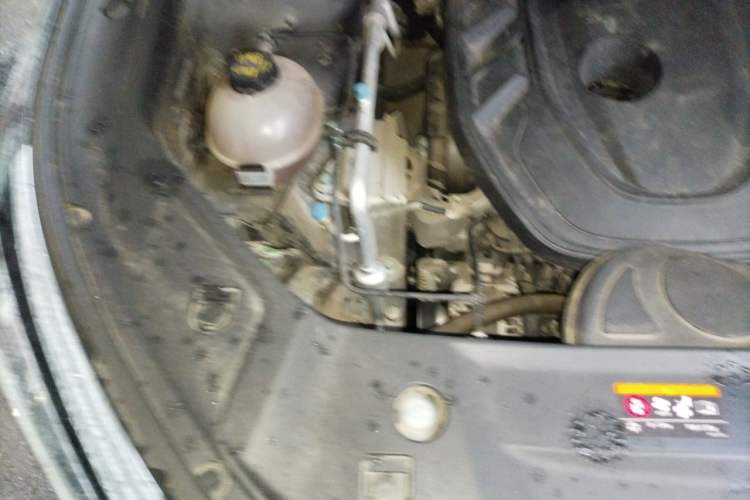 Used Geely Auto Haoyue L 2023 2.0T DCT Prestige Edition Engine Bay Right