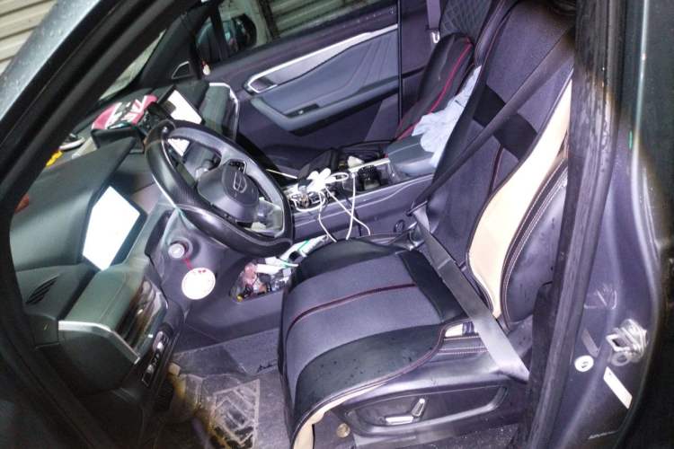 Used Geely Auto Haoyue L 2023 2.0T DCT Prestige Edition Left Front Seat
