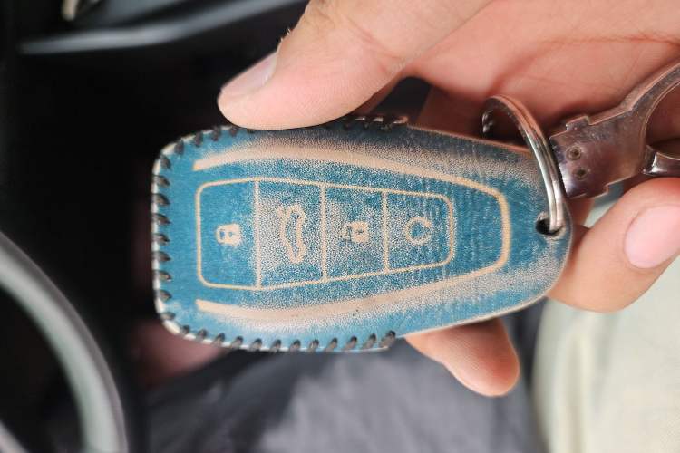 Used Geely Auto Haoyue L 2023 2.0T DCT Prestige Edition Vehicle Key