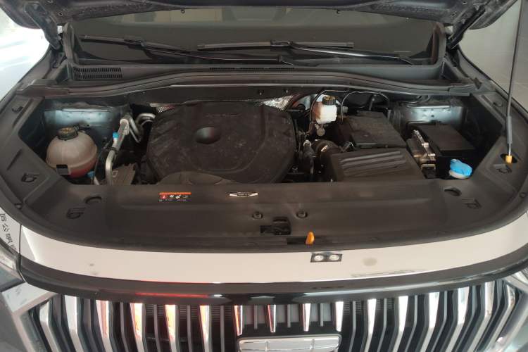 Used Geely Auto Haoyue L 2023 2.0T DCT Flagship Version Engine Bay