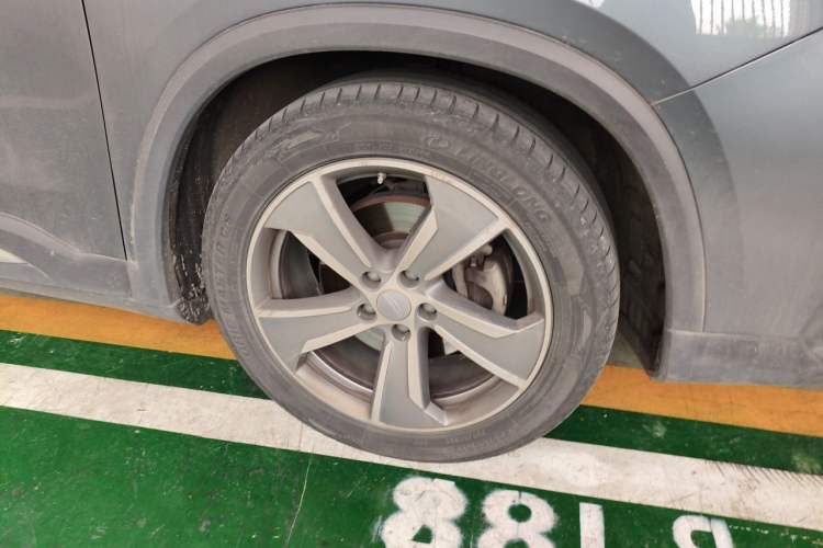 Used Geely Auto Haoyue L 2023 2.0T DCT Flagship Version Right Front Wheel Hub