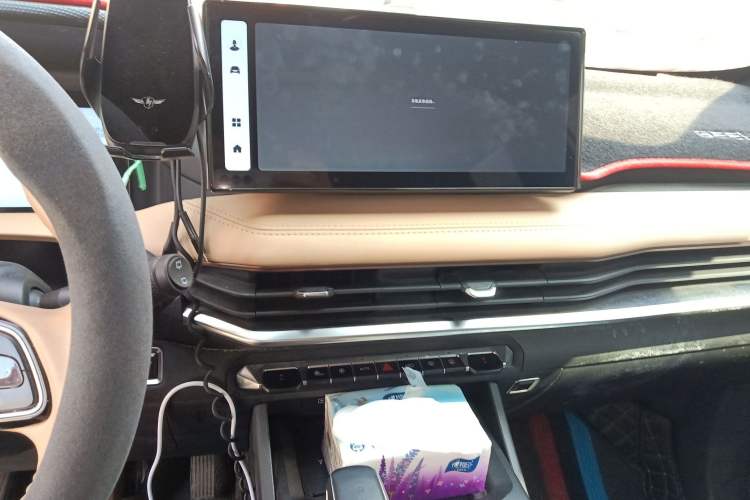 Used Geely Auto Haoyue L 2023 2.0T DCT Flagship Version Audio And AC Panel