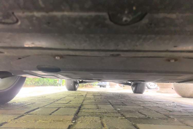 Used Geely Auto Haoyue L 2023 2.0T DCT Prestige Edition Chassis Front