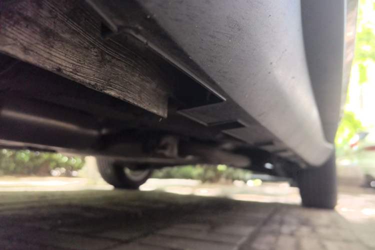 Used Geely Auto Haoyue L 2023 2.0T DCT Prestige Edition Chassis Front Left