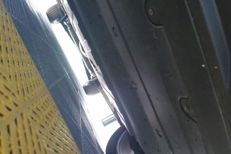 Used Geely Auto Haoyue L 2023 2.0T DCT Flagship Version Chassis Front