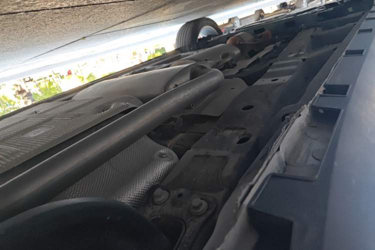 Used Geely Auto Haoyue L 2023 2.0T DCT Prestige Edition Chassis Rear Left