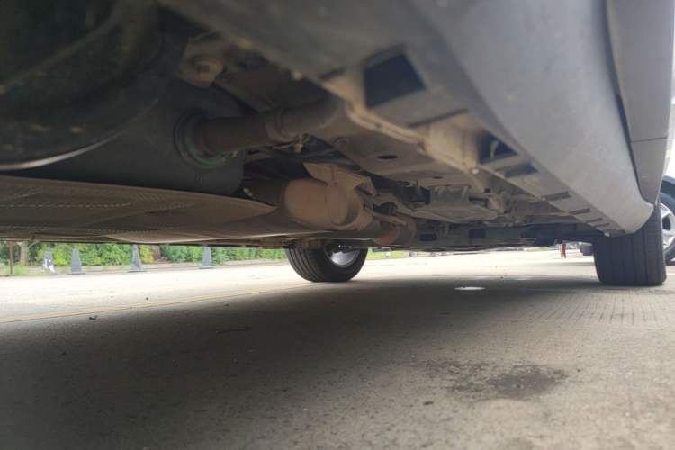 Used Geely Auto Haoyue L 2023 2.0T DCT Prestige Edition Chassis Rear Right