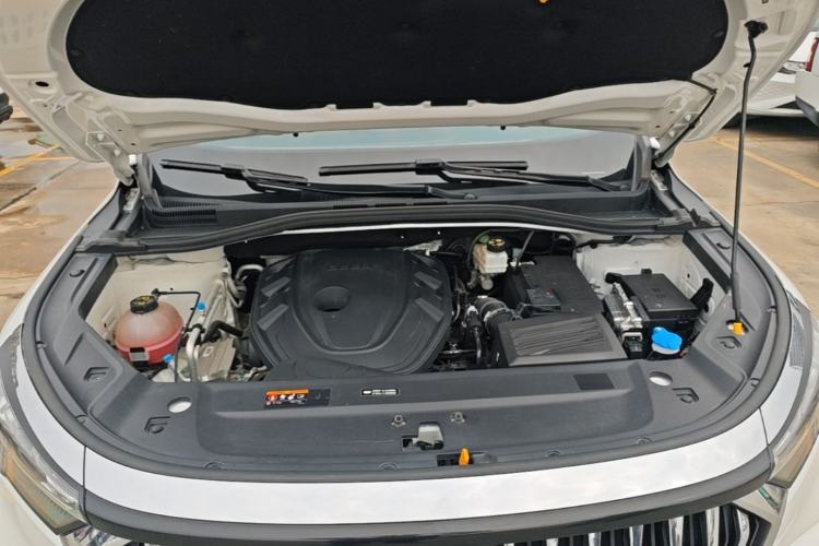Used Geely Auto Haoyue L 2023 2.0T DCT Flagship Version Engine Bay