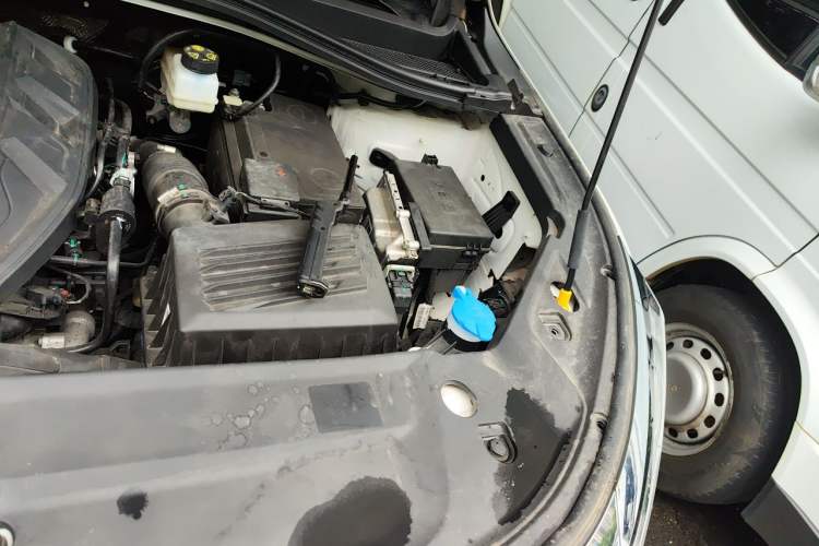 Used Geely Auto Haoyue L 2023 2.0T DCT Prestige Edition Engine Bay Left
