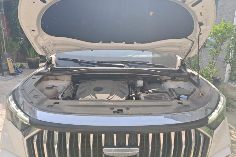 Used Geely Auto Haoyue L 2023 2.0T DCT Prestige Edition Engine Bay