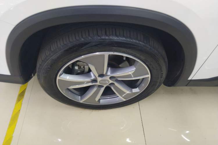 Used Geely Auto Haoyue L 2023 2.0T DCT Prestige Edition Exterior 7
