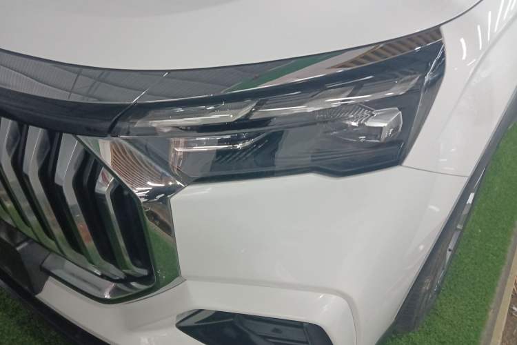 Used Geely Auto Haoyue L 2023 2.0T DCT Prestige Edition Left Front Headlight