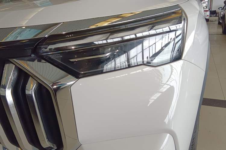 Used Geely Auto Haoyue L 2023 2.0T DCT Prestige Edition Left Front Headlight