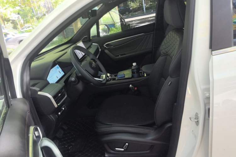 Used Geely Auto Haoyue L 2023 2.0T DCT Prestige Edition Left Front Seat