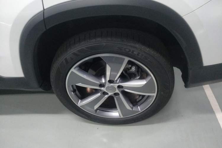Used Geely Auto Haoyue L 2023 2.0T DCT Flagship Version Left Rear Wheel Hub