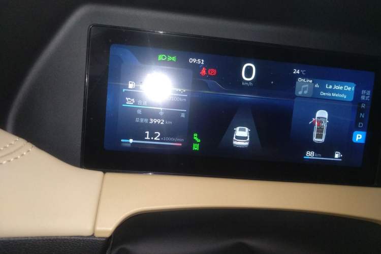 Used Geely Auto Haoyue L 2023 2.0T DCT Flagship Version Odometer Close Up