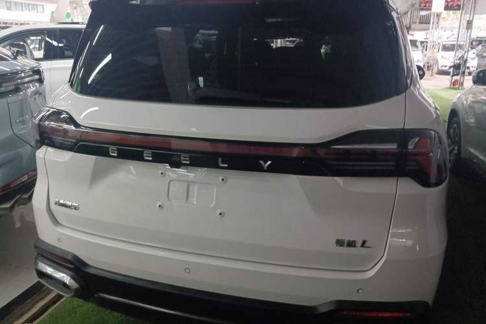 Used Geely Auto Haoyue L 2023 2.0T DCT Prestige Edition Rear