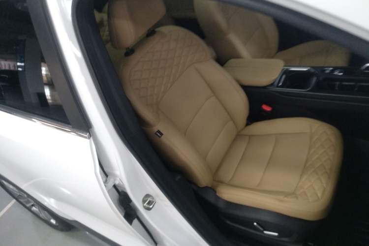 Used Geely Auto Haoyue L 2023 2.0T DCT Flagship Version Right Front Seat