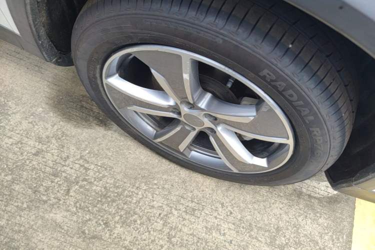 Used Geely Auto Haoyue L 2023 2.0T DCT Prestige Edition Right Front Wheel Hub