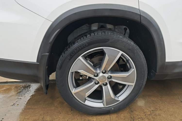 Used Geely Auto Haoyue L 2023 2.0T DCT Flagship Version Right Rear Wheel Hub