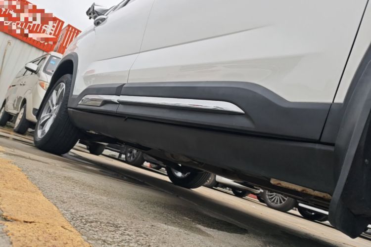 Used Geely Auto Haoyue L 2023 2.0T DCT Flagship Version Right Side Sill