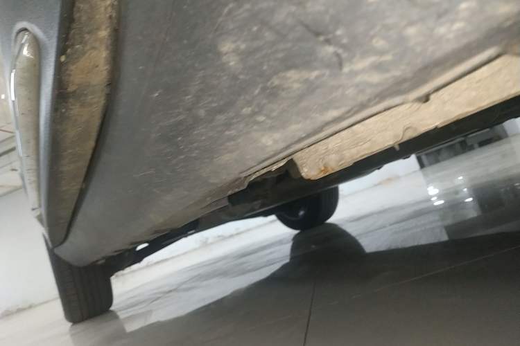 Used Geely Auto Haoyue L 2023 2.0T DCT Prestige Edition Right Side Sill