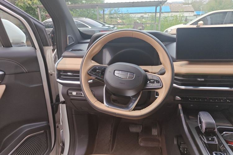 Used Geely Auto Haoyue L 2023 2.0T DCT Flagship Version Steering Wheel
