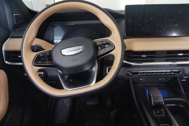Used Geely Auto Haoyue L 2023 2.0T DCT Flagship Version Steering Wheel