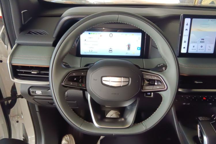 Used Geely Auto Haoyue L 2023 2.0T DCT Prestige Edition Steering Wheel