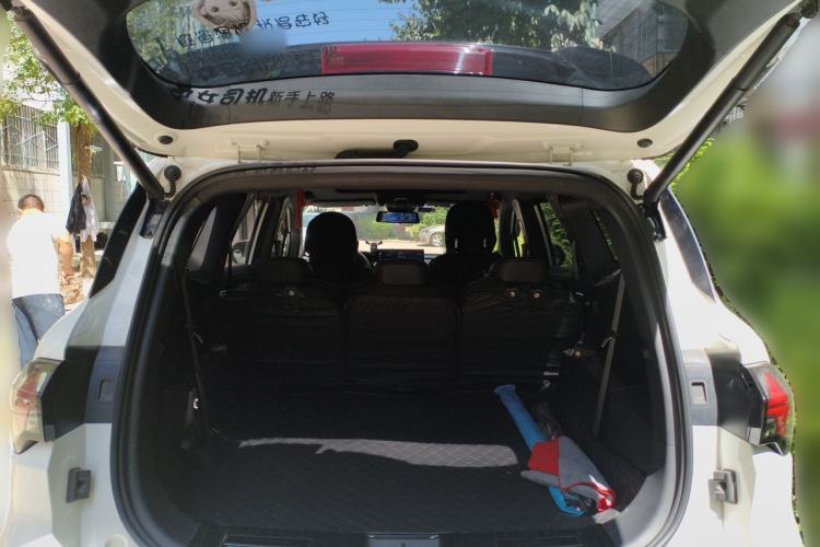 Used Geely Auto Haoyue L 2023 2.0T DCT Prestige Edition Trunk