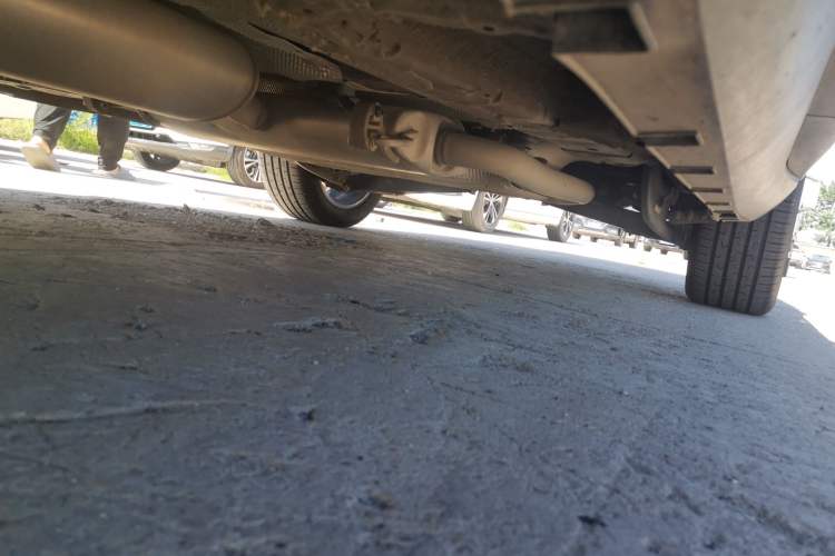Used Geely Auto Haoyue L 2024 2.0T DCT Prestige Version Chassis Front Left