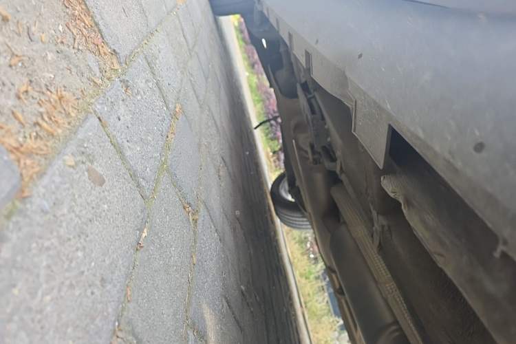 Used Geely Auto Haoyue L 2024 2.0T DCT Prestige Version Chassis Front Right