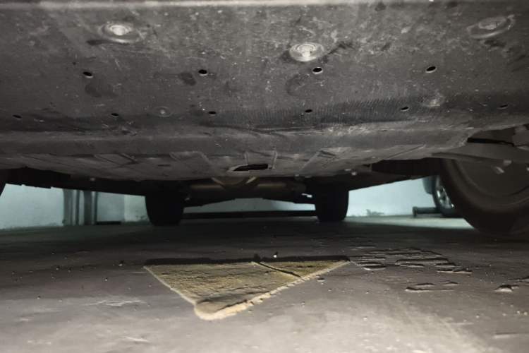 Used Geely Auto Haoyue L 2024 2.0T DCT Prestige Version Chassis Front
