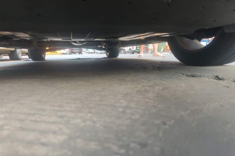 Used Geely Auto Haoyue L 2024 2.0T DCT Prestige Version Chassis Front