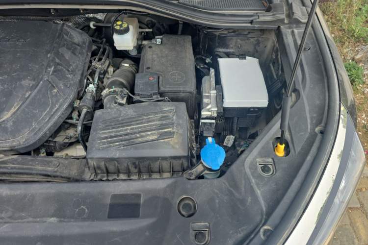 Used Geely Auto Haoyue L 2024 2.0T DCT Prestige Version Engine Bay Left