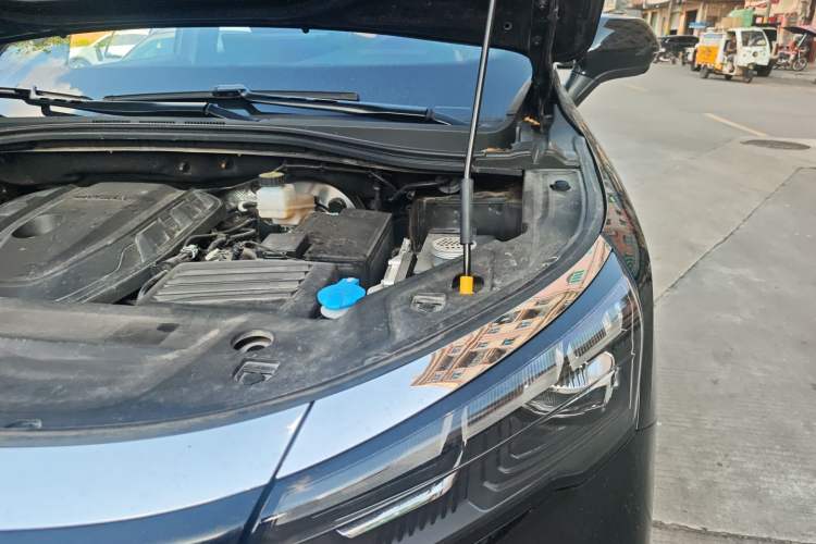 Used Geely Auto Haoyue L 2024 2.0T DCT Prestige Version Engine Bay Left