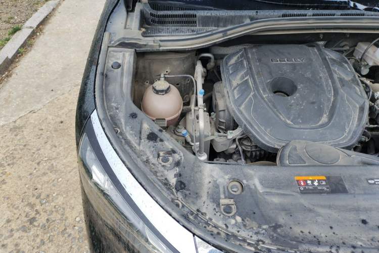 Used Geely Auto Haoyue L 2024 2.0T DCT Prestige Version Engine Bay Right