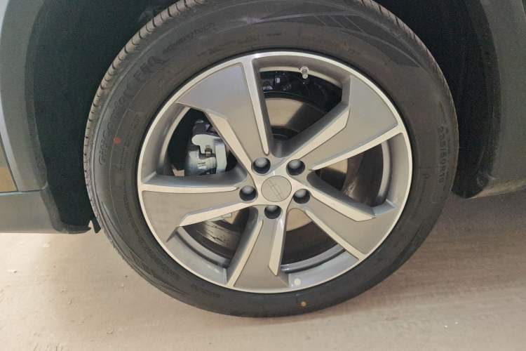 Used Geely Auto Haoyue L 2024 2.0T DCT Prestige Version Exterior 4