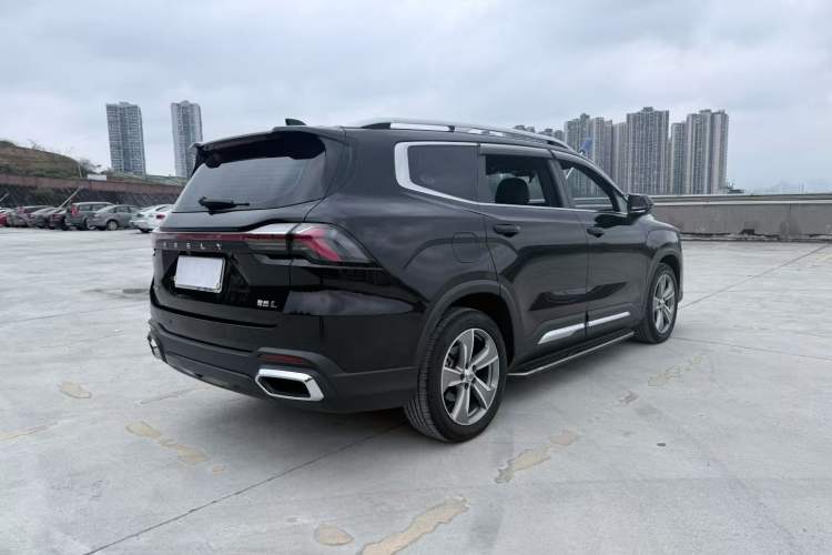 Used Geely Auto Haoyue L 2024 2.0T DCT Prestige Version Exterior 9