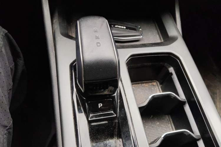 Used Geely Auto Haoyue L 2024 2.0T DCT Prestige Version Gear Lever