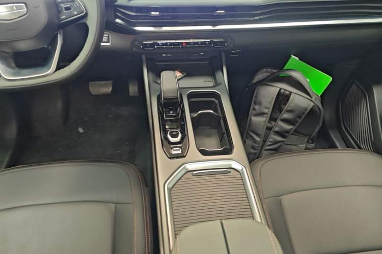 Used Geely Auto Haoyue L 2024 2.0T DCT Flagship Version Gear Lever
