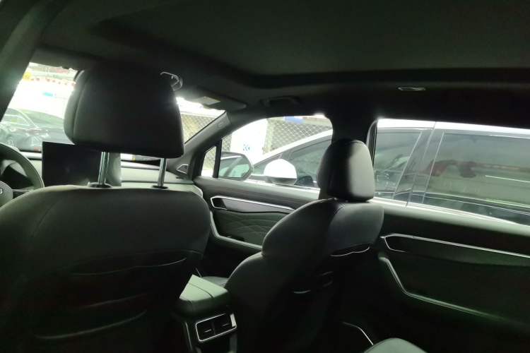 Used Geely Auto Haoyue L 2024 2.0T DCT Prestige Version Headliner