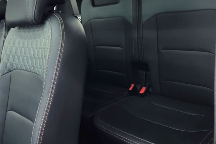 Used Geely Auto Haoyue L 2024 2.0T DCT Flagship Version Interior 8